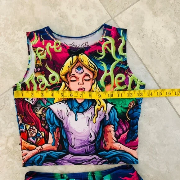 Alice in Wonderland Waz Shop Crop Top & Short Set Size Small Melty Alice Trippy - Picture 5 of 13